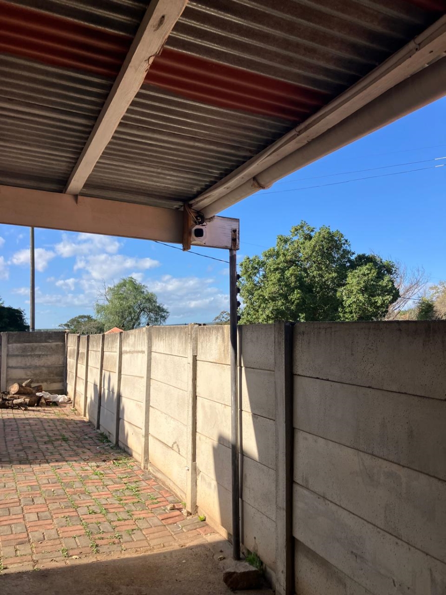 To Let 1 Bedroom Property for Rent in Mosel Eastern Cape